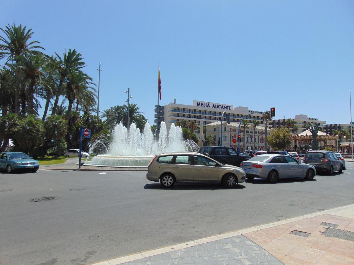 Apartamentos Playa Postiguet 阿利坎特 外观 照片