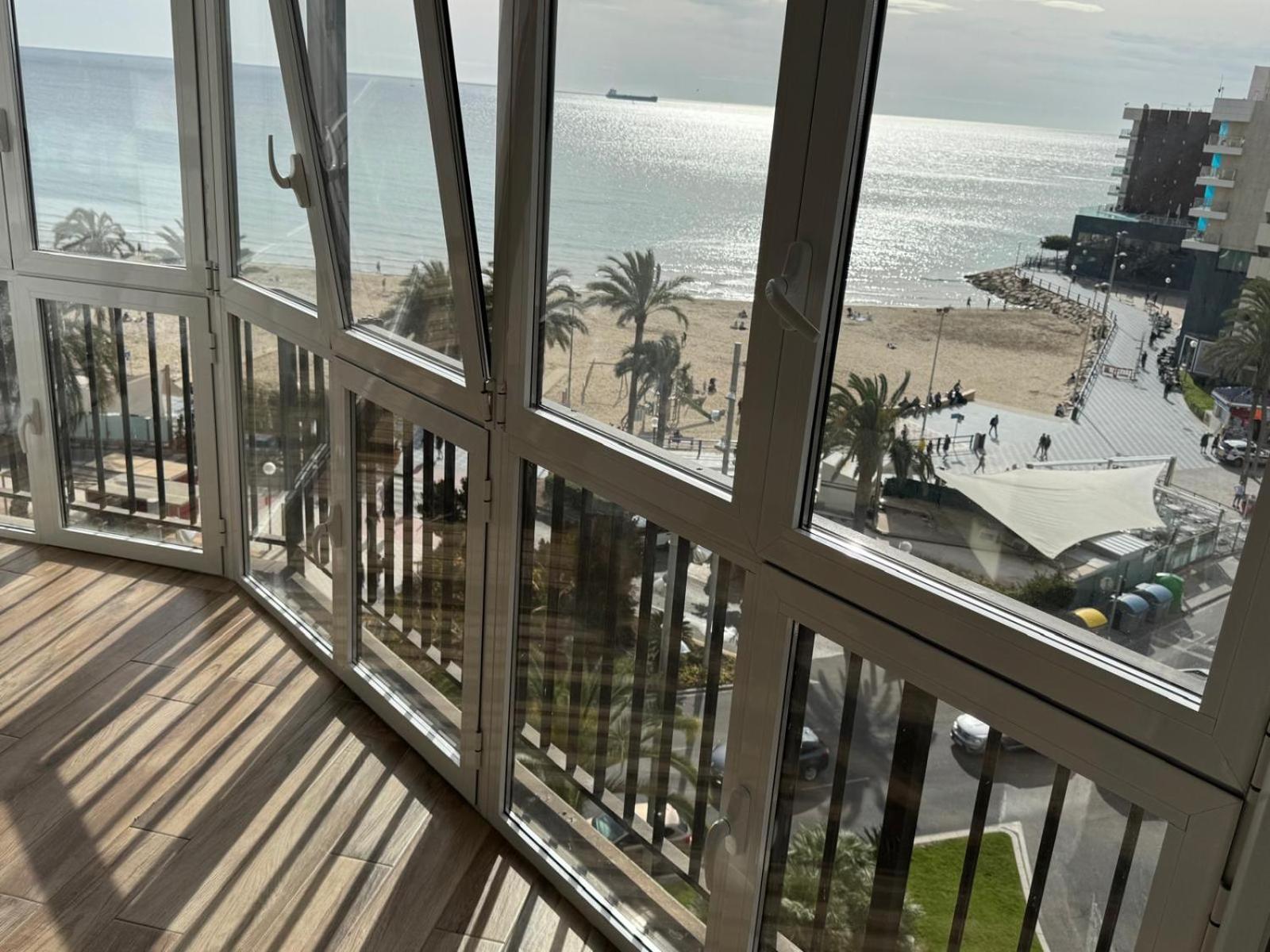 Apartamentos Playa Postiguet 阿利坎特 外观 照片