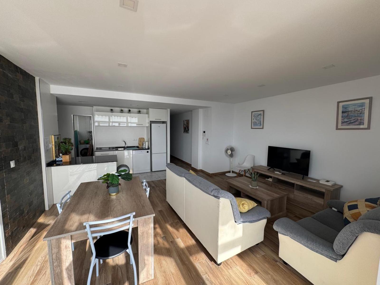 Apartamentos Playa Postiguet 阿利坎特 外观 照片