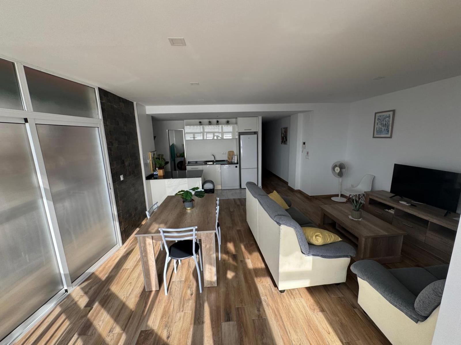 Apartamentos Playa Postiguet 阿利坎特 外观 照片