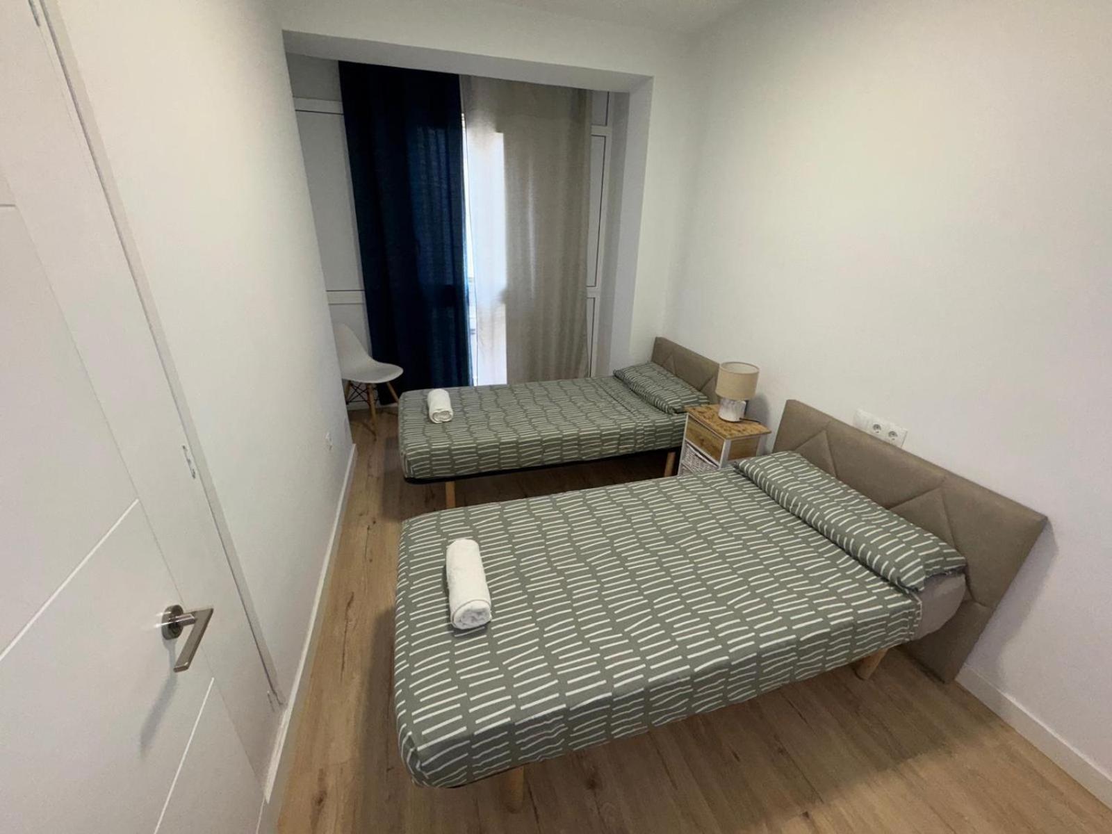 Apartamentos Playa Postiguet 阿利坎特 外观 照片